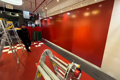 Floor and furniture wraps